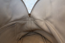 Load image into Gallery viewer, HERMES/BOLIDE 31 Clemence leather Craie D Engraving Shoulder bag 700100058