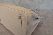 Load image into Gallery viewer, HERMES BIRKIN 30 Togo leather Craie A Engraving Hand bag 700070176