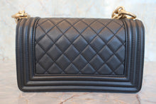 画像をギャラリービューアに読み込む, CHANEL/シャネル ボーイシャネルチェーンショルダーバッグ ラムスキン ブラック/ゴールド金具 ショルダーバッグ 800090194