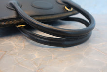 将图片加载到图库查看器,HERMES/BOLIDE 31 Box carf leather Black 〇Y刻印 Hand bag 700120244