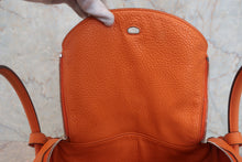 画像をギャラリービューアに読み込む, HERMES/エルメス リンディ30 トリヨンクレマンス オレンジ □P刻印 ショルダーバッグ 800030014