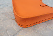 画像をギャラリービューアに読み込む, HERMES/エルメス エブリンTPM トリヨンクレマンス オレンジ B刻印 ショルダーバッグ 800080028