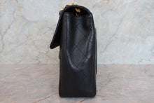Load image into Gallery viewer, CHANEL Medium Matelasse single flap chain shoulder bag Lambskin Black/Gold hadware Shoulder bag 700070307