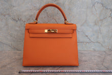 画像をギャラリービューアに読み込む, HERMES/エルメス ケリー28 ヴォーエプソン オレンジ □J刻印 ショルダーバッグ 800020027