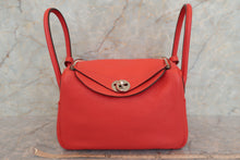 Load image into Gallery viewer, HERMES LINDY 26 Clemence leather Rouge pivoine T Engraving Shoulder bag 700020027