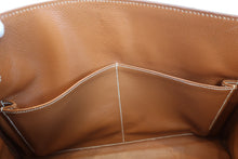 Load image into Gallery viewer, HERMES KELLY 32 Graine Couchevel leather Gold 〇Y Engraving Shoulder bag 700090060