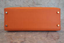 画像をギャラリービューアに読み込む, HERMES/エルメス ケリー28 ヴォーエプソン オレンジ □J刻印 ショルダーバッグ 800020027