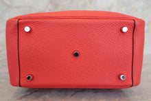 Load image into Gallery viewer, HERMES LINDY 26 Clemence leather Rouge pivoine T Engraving Shoulder bag 700020027