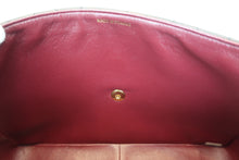 Load image into Gallery viewer, CHANEL Medium Matelasse single flap chain shoulder bag Lambskin Black/Gold hadware Shoulder bag 700070307