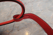 Load image into Gallery viewer, HERMES LINDY 26 Clemence leather Rouge pivoine T Engraving Shoulder bag 700020027