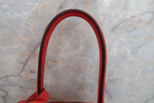 Load image into Gallery viewer, HERMES LINDY 26 Clemence leather Rouge pivoine T Engraving Shoulder bag 700020027