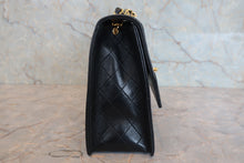 Load image into Gallery viewer, CHANEL Trapezoid chain shoulder bag Lambskin Black/Gold hadware Shoulder bag 800030162