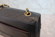 Load image into Gallery viewer, CHANEL Trapezoid chain shoulder bag Lambskin Black/Gold hadware Shoulder bag 800030162
