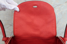 Load image into Gallery viewer, HERMES LINDY 26 Clemence leather Rouge pivoine T Engraving Shoulder bag 700020027