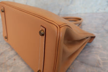 Load image into Gallery viewer, HERMES BIRKIN 30 Graine Couchevel leather Natural 〇X Engraving Hand bag 700040150