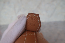 将图片加载到图库查看器,HERMES BOLIDE 35 Graine Couchevel leather Natural 〇Z刻印 Shoulder bag 700120234