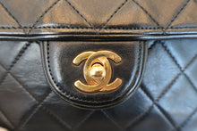 Load image into Gallery viewer, CHANEL Mini matelasse chain shoulder bag Lambskin Black/White/Gold hadware Shoulder bag 700100077