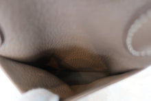 Load image into Gallery viewer, HERMES LINDY 26 Clemence leather Etoupe gray □N Engraving Shoulder bag 700040158