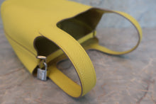 画像をギャラリービューアに読み込む, HERMES/エルメス ピコタンロックPM トリヨンクレマンス ライム U刻印 ハンドバッグ 600060181