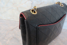 Load image into Gallery viewer, CHANEL Matelasse By color chain shoulder bag Lambskin Black/Red/Gold hadware Shoulder bag 700100093