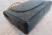 Load image into Gallery viewer, CHANEL Matelasse By color chain shoulder bag Lambskin Black/Red/Gold hadware Shoulder bag 700100093