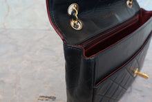 Load image into Gallery viewer, CHANEL Matelasse By color chain shoulder bag Lambskin Black/Red/Gold hadware Shoulder bag 700100093
