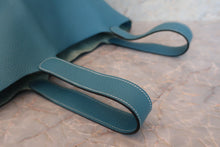 Load image into Gallery viewer, HERMES PICOTIN LOCK GM Clemence leather Blue jean  □P Engraving 700020219