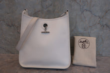 画像をギャラリービューアに読み込む, HERMES/エルメス ヴェスパPM ヴォーエプソン ホワイト □J刻印 ショルダーバッグ 800020051
