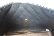 Load image into Gallery viewer, CHANEL Medium Matelasse single flap chain shoulder bag Lambskin Black/Gold hadware Shoulder bag 700100101