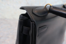 将图片加载到图库查看器,HERMES KELLY 28 Box carf leather Black 〇Z刻印 Shoulder bag 800090146
