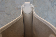 画像をギャラリービューアに読み込む, HERMES/エルメス ヴェスパPM ヴォーエプソン ホワイト □J刻印 ショルダーバッグ 800020051