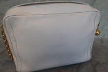 Load image into Gallery viewer, CHANEL CC mark chain shoulder bag Caviar skin White/Gold hadware Shoulder bag 700100121