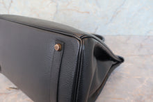 Load image into Gallery viewer, HERMES BIRKIN 35 Ardennes leather Black 〇Y Engraving Hand bag 700110153