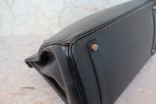 Load image into Gallery viewer, HERMES BIRKIN 35 Ardennes leather Black 〇Y Engraving Hand bag 700110153