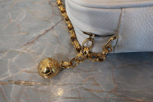 Load image into Gallery viewer, CHANEL CC mark chain shoulder bag Caviar skin White/Gold hadware Shoulder bag 700100121