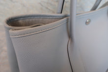 将图片加载到图库查看器,HERMES GARDEN PARTY PM Epsom leather Blue pale A刻印 Tote bag 800020162