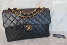 Load image into Gallery viewer, CHANEL Medium Matelasse single flap chain shoulder bag Lambskin Black/Gold hadware Shoulder bag 700100116