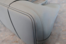 将图片加载到图库查看器,HERMES GARDEN PARTY PM Epsom leather Blue pale A刻印 Tote bag 800020162