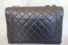 Load image into Gallery viewer, CHANEL Medium Matelasse single flap chain shoulder bag Lambskin Black/Gold hadware Shoulder bag 700100116