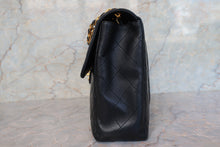 Load image into Gallery viewer, CHANEL Medium Matelasse single flap chain shoulder bag Lambskin Black/Gold hadware Shoulder bag 700100116