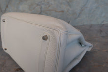 Load image into Gallery viewer, HERMES BIRKIN 35 Clemence leather White □F Engraving Hand bag 700110150