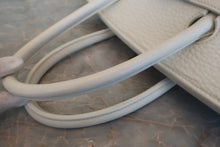 Load image into Gallery viewer, HERMES BIRKIN 35 Clemence leather White □F Engraving Hand bag 700110150