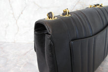 将图片加载到图库查看器,CHANEL/香奈儿 coco小姐 链条包 荔枝皮 Black/Gold hadware(黑色/金色金属) 肩背包 700100157