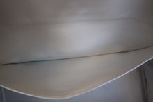 Load image into Gallery viewer, HERMES BIRKIN 35 Clemence leather White □F Engraving Hand bag 700110150