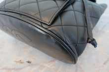 Load image into Gallery viewer, CHANEL Matelasse chain back pack Lambskin Black/Gold hadware Back pack 800070100