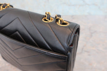 Load image into Gallery viewer, CHANEL Mademoiselle V-Stitch chain shoulder bag Lambskin Black/Gold hadware Shoulder bag 800060185