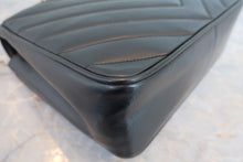 Load image into Gallery viewer, CHANEL Mademoiselle V-Stitch chain shoulder bag Lambskin Black/Gold hadware Shoulder bag 800060185