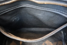 Load image into Gallery viewer, CHANEL Medallion Tote Caviar skin Black/Gold hadware Tote bag 700110134