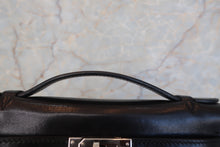 画像をギャラリービューアに読み込む, HERMES/エルメス ポシェットケリー ヴォーガリバー ブラック □I刻印 ハンドバッグ 700120250