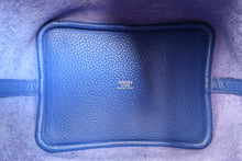 画像をギャラリービューアに読み込む, HERMES/エルメス ピコタンロックPM トリヨンクレマンス ブルーエレクトリック C刻印 ハンドバッグ 800030150